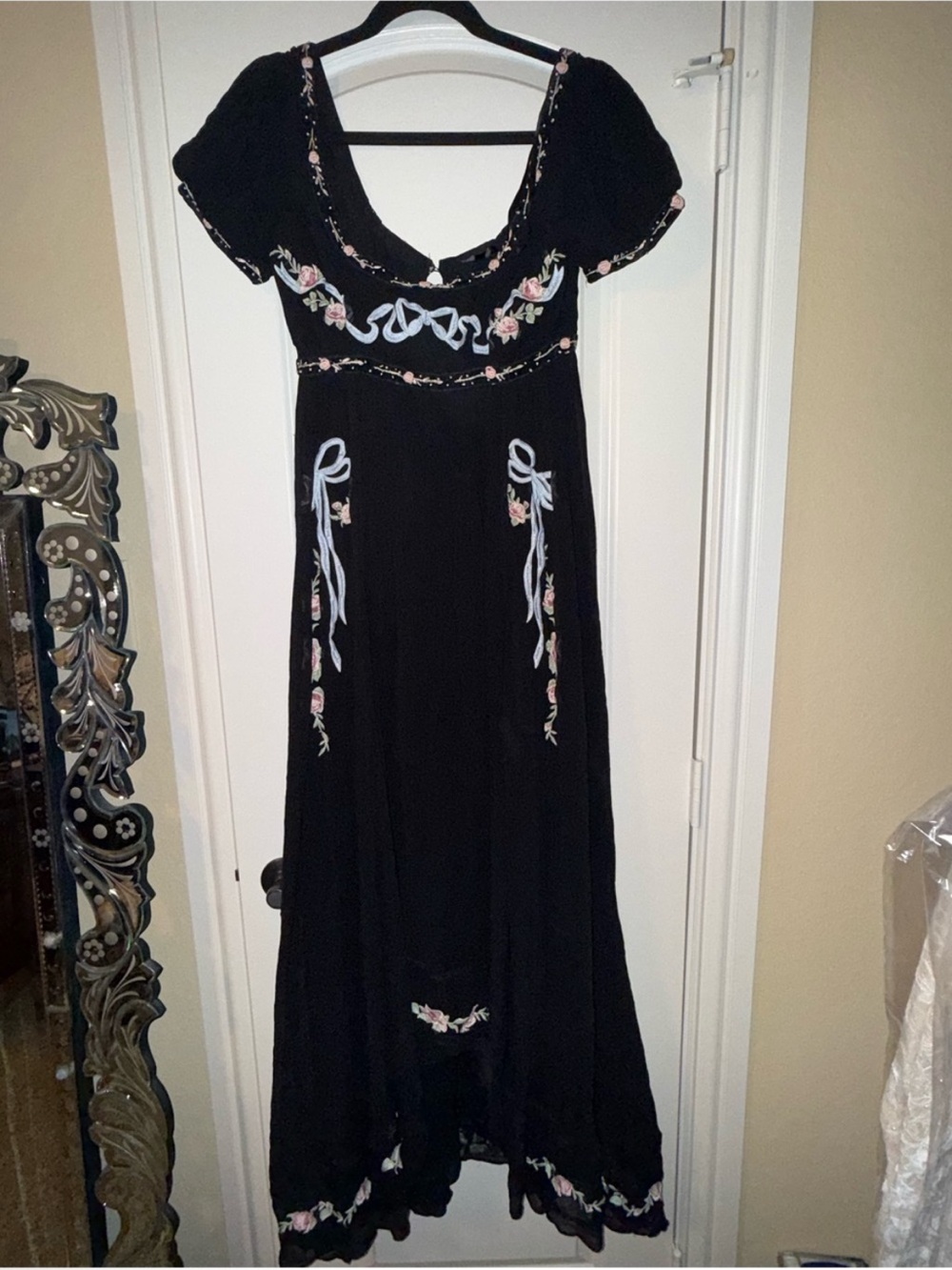 For Love and Lemons Rosemarie Black Chiffon Bow Embroidered Formal Maxi Dress S - Picture 3 of 7